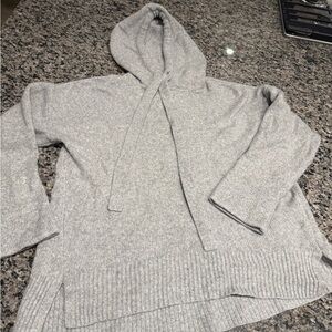 H&M Light Gray Knit Sweater